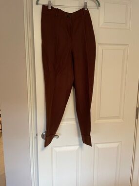 Women’s brown tailored slacks /NWT